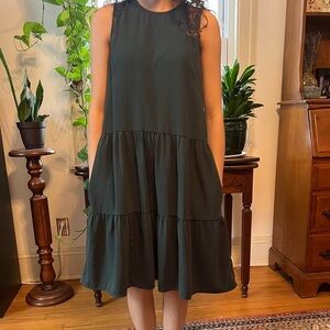 IGWT Green sleeveless tiered dress, size xs